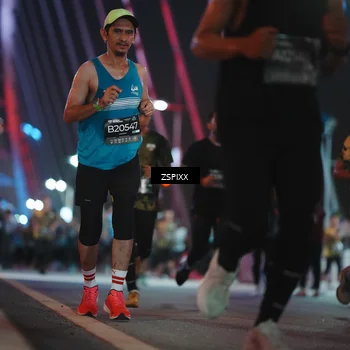 Runner Photo 6248506