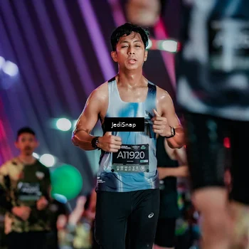 Runner Photo 6248507