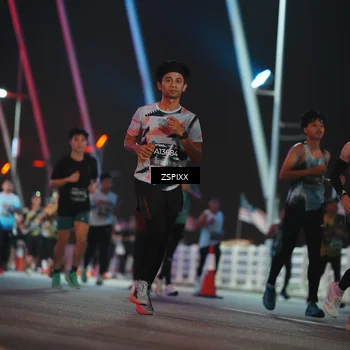 Runner Photo 6248664