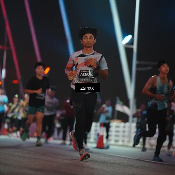 Runner Photo 6248699