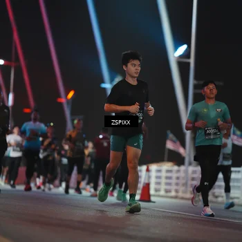 Runner Photo 6248712