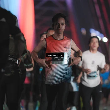 Runner Photo 6248753