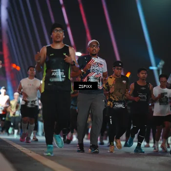 Runner Photo 6248877
