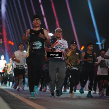 Runner Photo 6248880