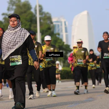Runner Photo 6248903