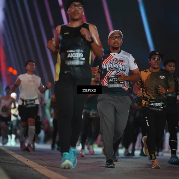 Runner Photo 6248918