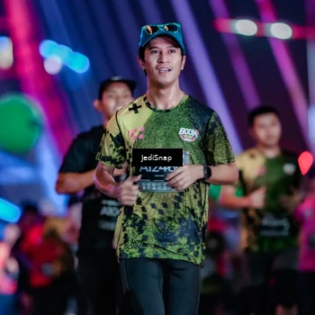 Runner Photo 6248956
