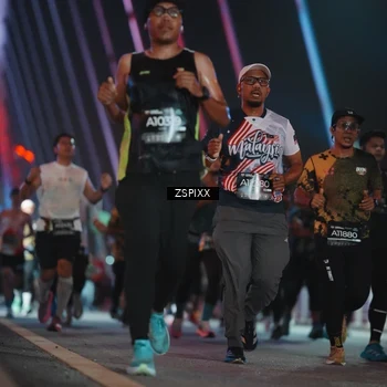 Runner Photo 6248960
