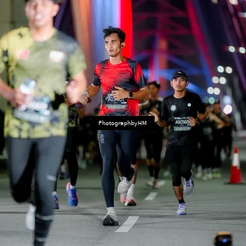 Runner Photo 6249012
