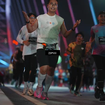 Runner Photo 6249076