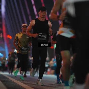 Runner Photo 6249092