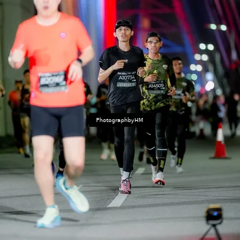 Runner Photo 6249100