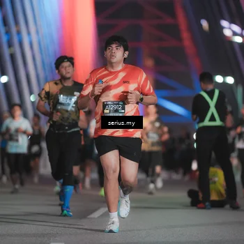 Runner Photo 6249107