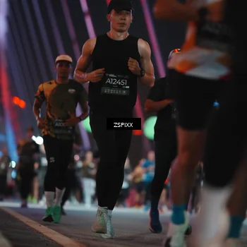 Runner Photo 6249135