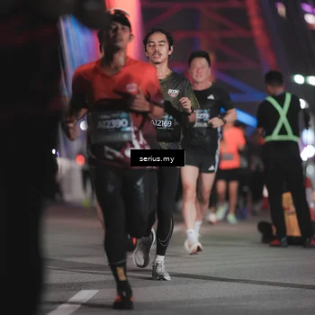 Runner Photo 6249217