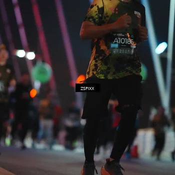 Runner Photo 6249392