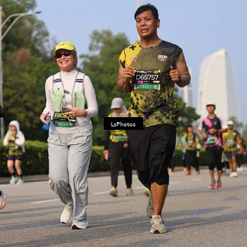 Runner Photo 6249418