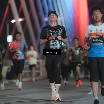 Runner Photo 6249459