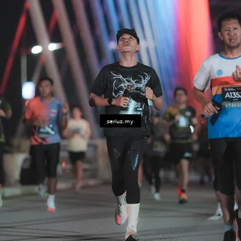 Runner Photo 6249480