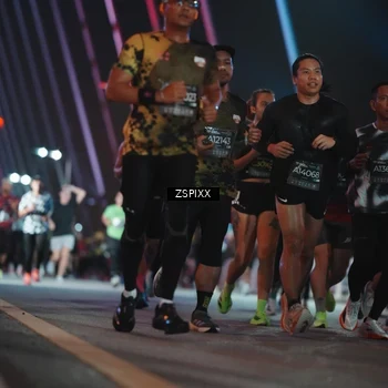 Runner Photo 6249511