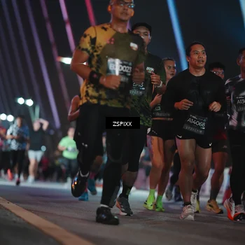 Runner Photo 6249522