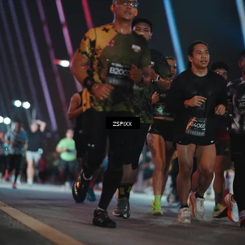 Runner Photo 6249533