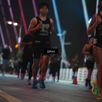 Runner Photo 6249574