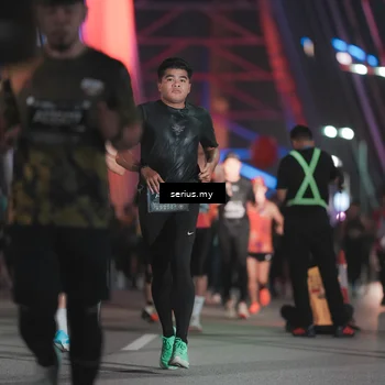 Runner Photo 6249584