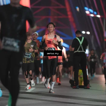 Runner Photo 6249601
