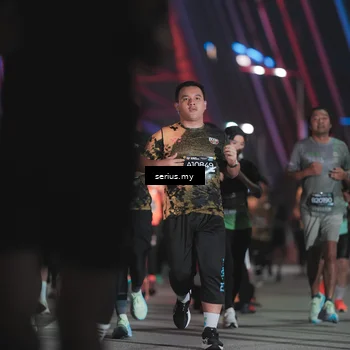 Runner Photo 6249678