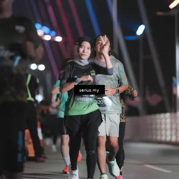 Runner Photo 6249711