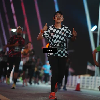 Runner Photo 6249730