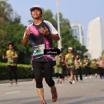 Runner Photo 6249796