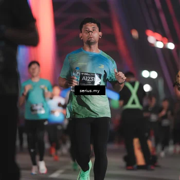 Runner Photo 6249892
