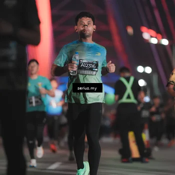 Runner Photo 6249899