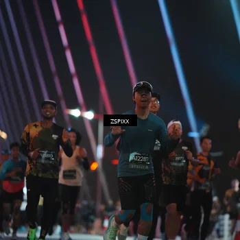 Runner Photo 6249922