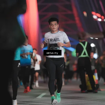 Runner Photo 6249942