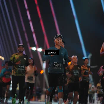 Runner Photo 6249971