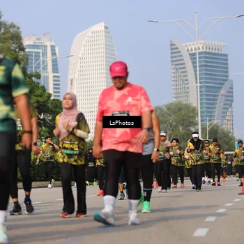 Runner Photo 6250135