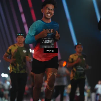 Runner Photo 6250208