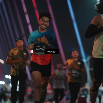 Runner Photo 6250212