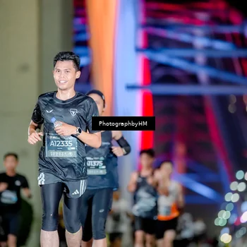 Runner Photo 6250245