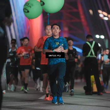 Runner Photo 6250275