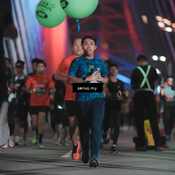 Runner Photo 6250276