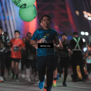 Runner Photo 6250310