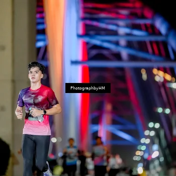Runner Photo 6250328