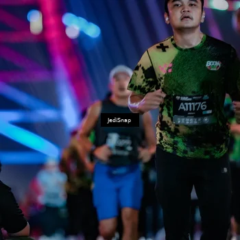 Runner Photo 6250360