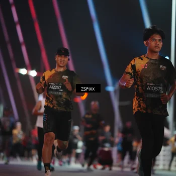 Runner Photo 6250378