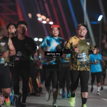 Runner Photo 6250400