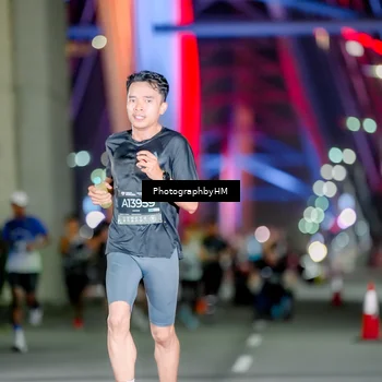 Runner Photo 6250413